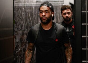 Alex Teixeira pode ter mais oportunidades com Rafael Paiva
