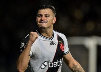 Veja as estatísticas de Hugo Moura na primeira metade do jogo entre Vasco e Juventude.