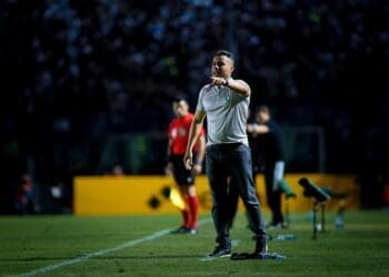 Técnico do Juventude, Jair Ventura critica a arbitragem após o empate com o Vasco