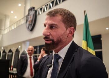 Vasco pode reaver controle da SAF por R$ 1 mil se A-Cap não aportar até o final de outubro, afirma jornalista