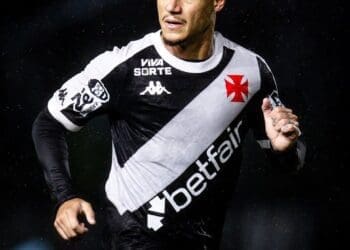 Fernando Prass comenta sobre Coutinho: ‘Qual a razão dele chegar ao Brasil e apresentar desempenho em apenas 2 meses?’