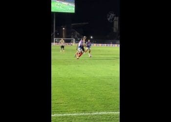 Confira os gols de Emerson Rodríguez e Payet contra o Bahia sob uma nova perspectiva.