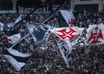 Baterias da Força Jovem, GDA e Mancha Negra continuarão unidas nas arquibancadas até a conclusão do Campeonato Brasileiro.