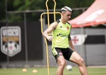 Vasco compartilha imagens do treinamento realizado neste sábado no CT Moacyr Barbosa.