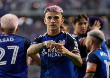 Emprestado pelo Vasco, Orellano atrai a atenção de diversos clubes, mas é provável que permaneça no Cincinnati.