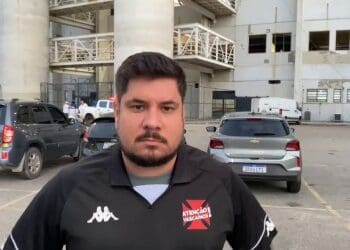 Emerson Rodríguez não foi convocado e Jean David deve iniciar a partida como titular contra o Botafogo.