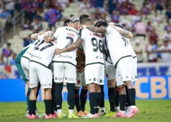 Para garantir um lugar na Pré-Libertadores, o Vasco precisará somar no mínimo 11 pontos nas cinco últimas rodadas.