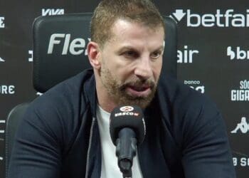 Pedrinho afirma que a estrutura da pré-temporada de 2024 no Uruguai foi alvo de críticas por parte do elenco.