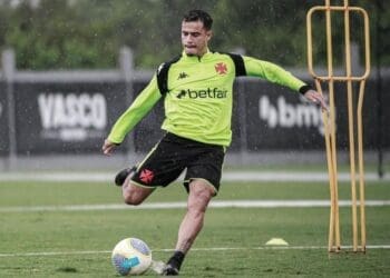 Philippe Coutinho realizou apenas sessões de treino internas nos últimos dois dias.