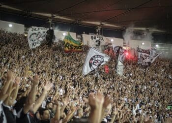 Veja os números do Vasco como mandante fora de São Januário nos últimos 10 anos.