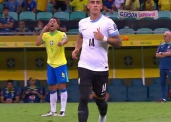 Puma Rodríguez entra na segunda etapa e o Uruguai iguala o placar com o Brasil em 1 a 1 nas Eliminatórias
