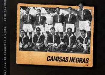 No Dia da Consciência Negra, Vasco presta homenagem aos Camisas Negras; confira a postagem