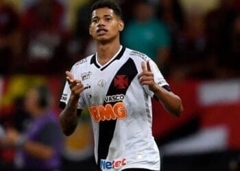 Vasco tem uma dívida de aproximadamente R$ 3 milhões com o Volta Redonda referente à transferência de Marrony.