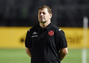 Confira outros assuntos abordados na coletiva de imprensa de Rafael Paiva após o jogo Vasco 0 x 1 Internacional.