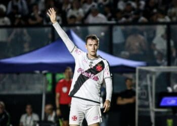 Clubes italianos demonstram interesse em Lucas Piton