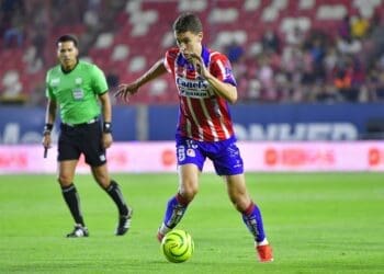 Vasco revela interesse no meio-campista Rodrigo Dourado, do Atlético de San Luís-MEX