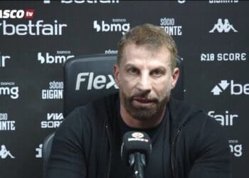 Pedrinho: ‘A comissão, junto a Felipe, está à procura de um novo treinador para 2025’