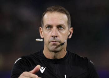 Lucas Paulo Torezin, árbitro do PR, será o responsável por apitar a partida entre Vasco e Atlético-GO.