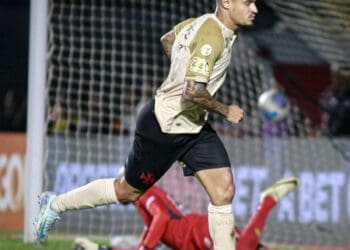 Veja as estatísticas de Philippe Coutinho em confrontos contra o Atlético-MG entre os jogadores do Vasco.