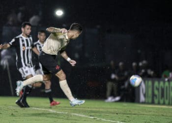 Philippe Coutinho não conseguia marcar ou fornecer assistência em São Januário desde o ano de 2010.