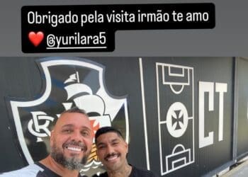 Yuri Lara esteve no CT Moacyr Barbosa nesta sexta-feira.
