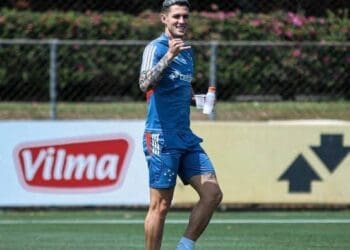 Cria do Vasco, Mateus Vital está próximo de realizar a transferência do Cruzeiro para o Necaxa, do México.