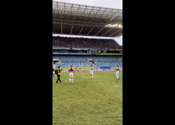 Vegetti comenta a vitória do Vasco contra o Cuiabá; assista ao vídeo