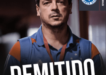 Especulado para assumir o Vasco, Fernando Diniz foi dispensado do comando do Cruzeiro.