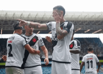 Vegetti ultrapassa Petkovic e se torna o maior goleador estrangeiro da história do Vasco nos Campeonatos Brasileiros.