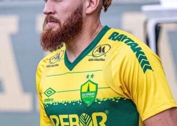 Além do Vasco, Bahia e Vitória também demonstram interesse no atacante Isidro Pitta, que atua pelo Cuiabá.