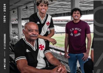 Confira imagens da camisa especial em homenagem aos 50 anos do primeiro título brasileiro.