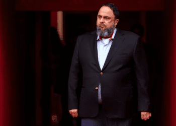 Representantes de Marinakis têm a possibilidade de se encontrar com o Vasco antes do término do ano.