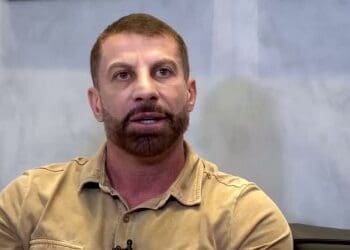 777 já enfrentava dificuldades financeiras antes de firmar contrato com o Vasco, revela Pedrinho.