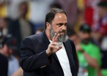 Marinakis planeja intercâmbio entre o Vasco e os times europeus que adminstra