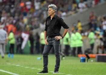 Vasco foca na negociação com Renato Gaúcho para agilizar o planejamento para 2025