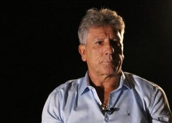 Vasco e Renato Gaúcho não conseguem chegar a um consenso.