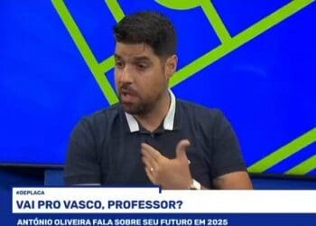 António Oliveira declara que ter seu nome ligado ao Vasco é uma fonte de orgulho; assista ao vídeo.