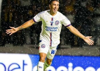 Carlos De Pena pode ser uma nova aquisição do Vasco; Colo-Colo também demonstra interesse