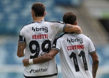 Veja os atletas do Vasco com contratos que se encerram em 2025.