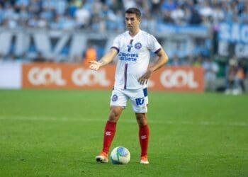 Empresário de Carlos de Pena: ‘Vasco é um gigante adormecido, meu amigo. É momento de despertar’