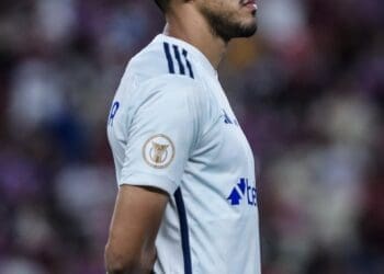 Cruzeiro busca compensação financeira para liberar Lucas Oliveira ao Vasco