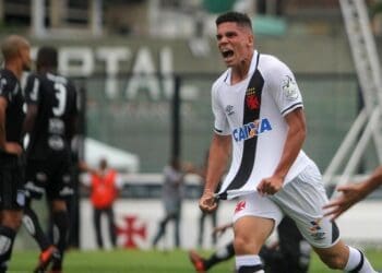 Palmeiras desembolsou em 2024 um valor superior ao que o Bayer Leverkusen pagou ao Vasco em 2018 para adquirir Paulinho, vindo do Atlético-MG.