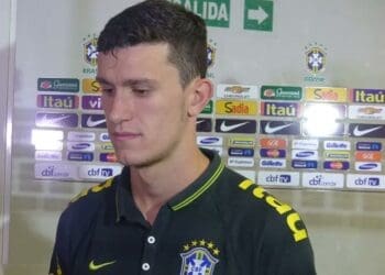 Zagueiro Nathan Cardoso, anteriormente no Seattle Sounders-EUA, é uma nova proposta para o Vasco.