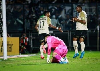 Futuro de Emerson Rodríguez permanece incerto