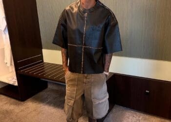 Tchê Tchê passa a seguir o perfil do Vasco e anúncio pode estar próximo.