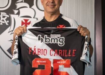 Carille não está ciente da insatisfação de Vegetti: ‘Ele treinou muito bem ontem’