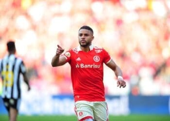 Salário de Wanderson no Internacional é de R$ 800 mil.