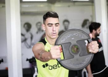 Vasco compartilha imagens do treino realizado nesta quarta-feira na academia do CT Moacyr Barbosa; confira.