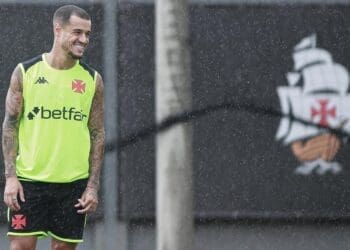 Confira mais imagens do treino realizado nesta quinta-feira no CT Moacyr Barbosa.