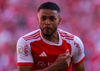 Atacante Wanderson, do Internacional, aparentemente teria rejeitado uma oferta salarial do Vasco no valor de R$ 500 mil mensalmente.